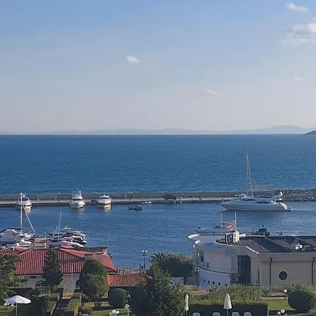 Hotell Riviera Complex 6