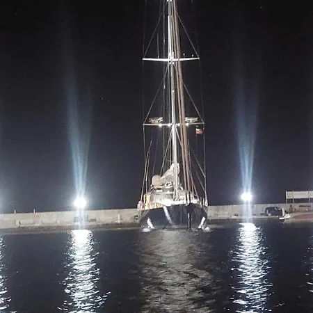 Riviera Complex 6 Hotell *