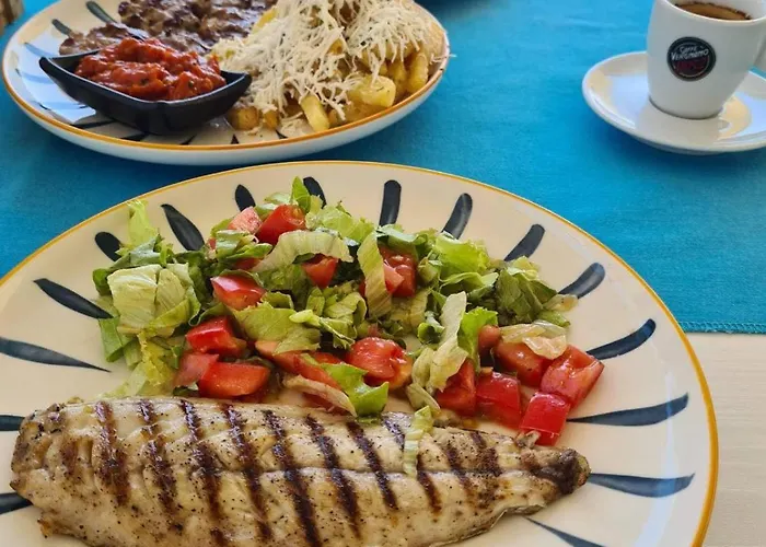 Хотел комплекс ривиера 6